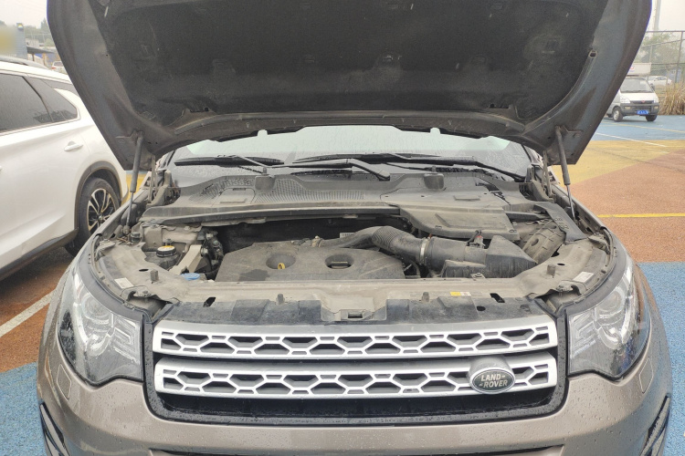 路虎 发现神行 2016款 2.0T HSE局部细节24