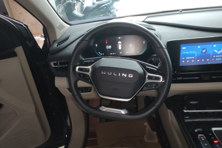 五菱汽车 五菱凯捷 2020款 1.5T CVT旗舰型中控内饰13