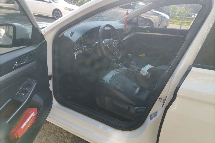 大众 宝来 2021款 1.5L 手动时尚智联版中控内饰20