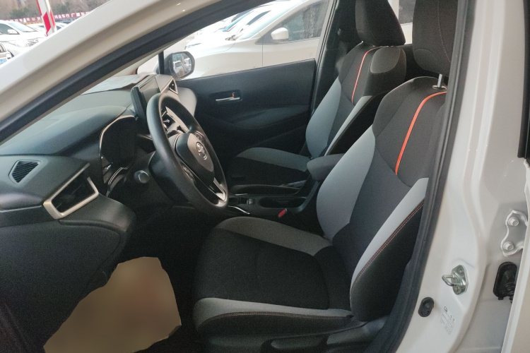 丰田 卡罗拉 2023款 1.2T 先锋版中控内饰19