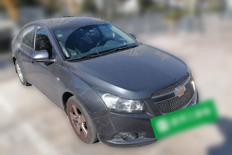 雪佛兰 科鲁兹 2013款 1.8L SE AT车身外观3