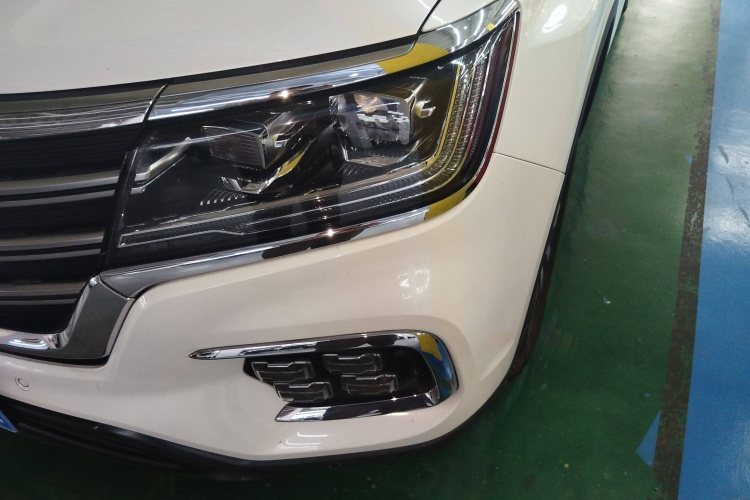 荣威RX8 2019款 30T 两驱超群旗舰版局部细节36