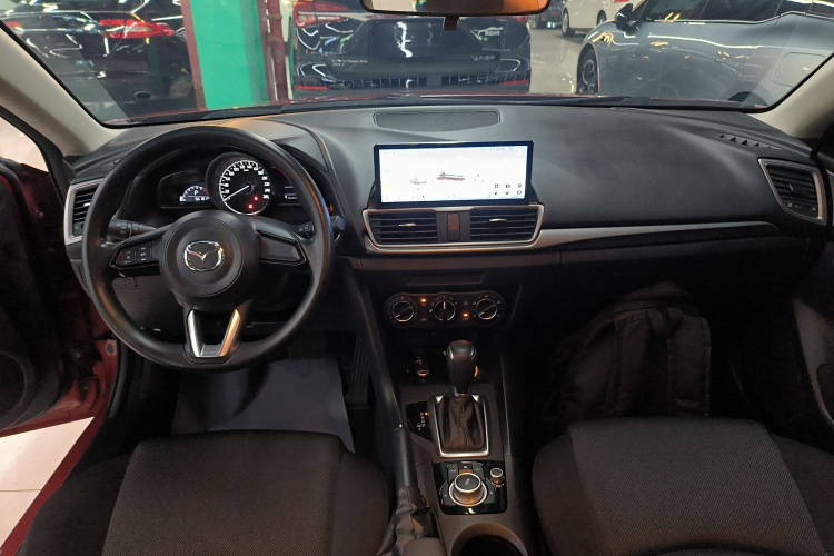 马自达3 昂克赛拉 2017款 两厢 1.5L 自动舒适型 国V中控内饰7002