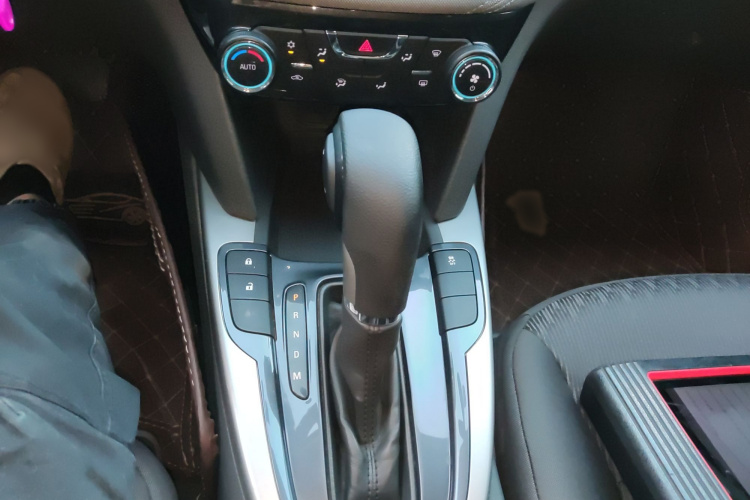 雪佛兰 迈锐宝 2016款 1.6T 自动舒适版局部细节18