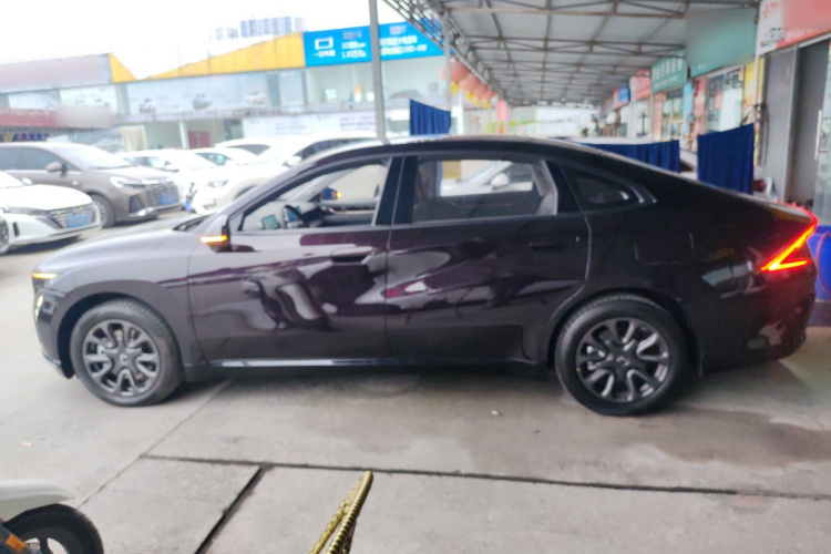 五菱汽车 五菱星光 2025款 70km 智能标准型车身外观4