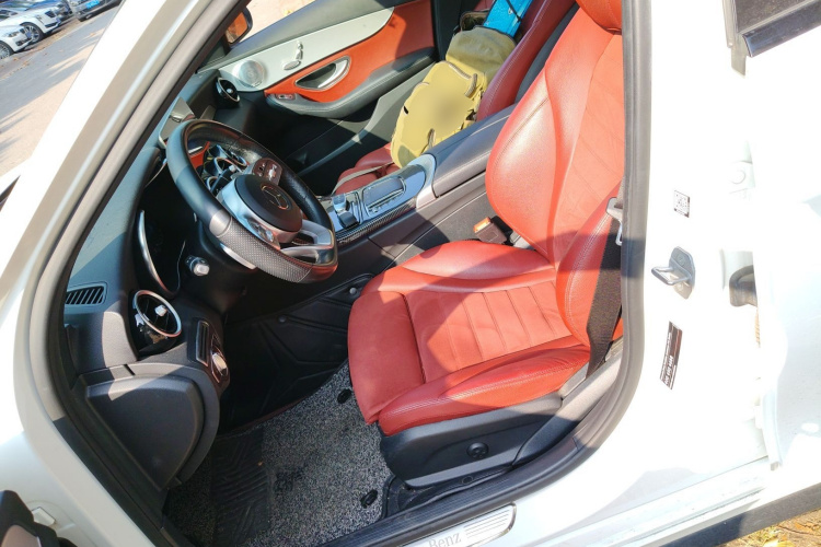 奔驰C级 2021款 C 260 星耀臻藏版中控内饰19