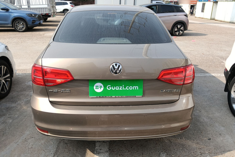 大众 速腾 2017款 1.6L 自动舒适型车身外观6