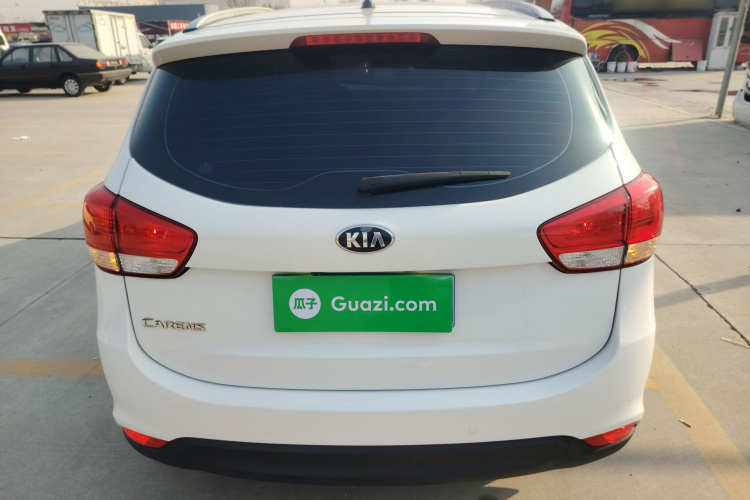 起亚 佳乐 2013款 2.0L 5座自动标准版 国IV车身外观6