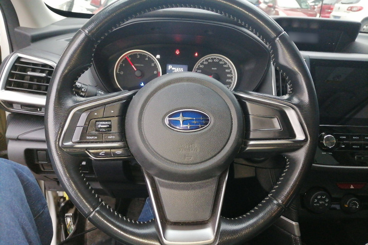 斯巴鲁 森林人 2020款 2.0i 豪华版中控内饰13