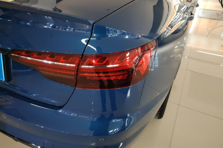 奥迪S4 2023款 S4 3.0TFSI车身外观9