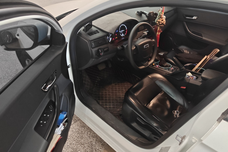 观致3 2018款 三厢 1.6L 自动领先型中控内饰20