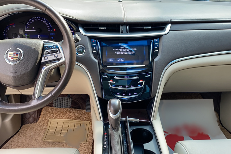 凯迪拉克XTS 2015款 28T 舒适型局部细节16