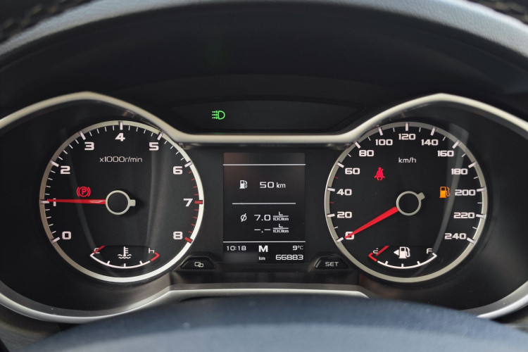 吉利汽车 博越 2018款 2.0L 手动两驱智雅型局部细节14