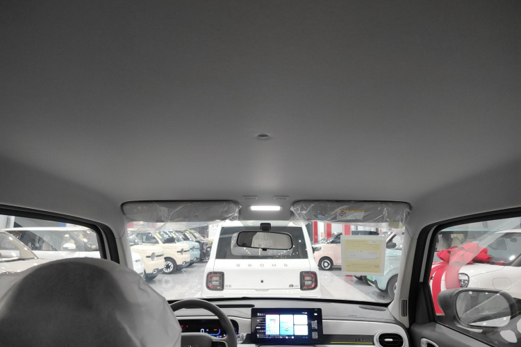 吉利银河 熊猫 2025款 210km 元气熊中控内饰22