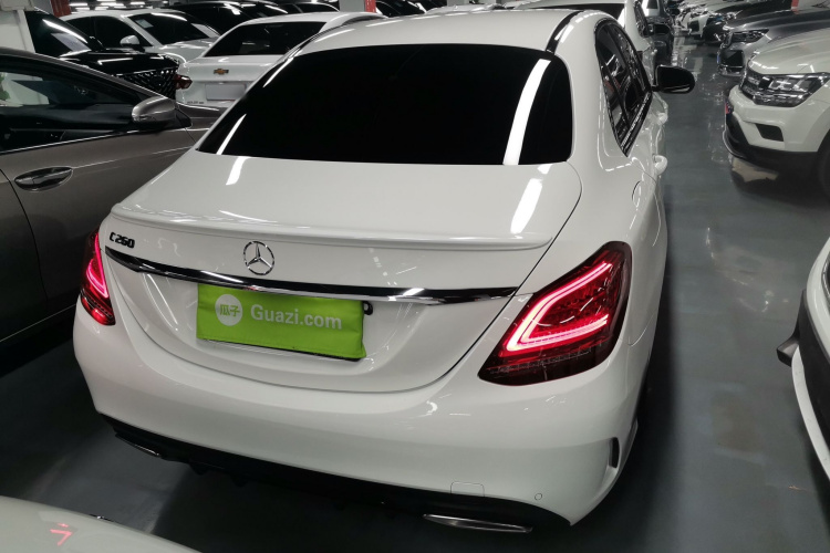 奔驰C级 2019款 C 260 运动版车身外观6004