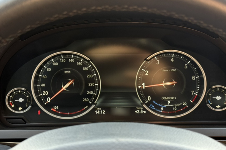 宝马7系 2014款 730Li 臻享型局部细节14