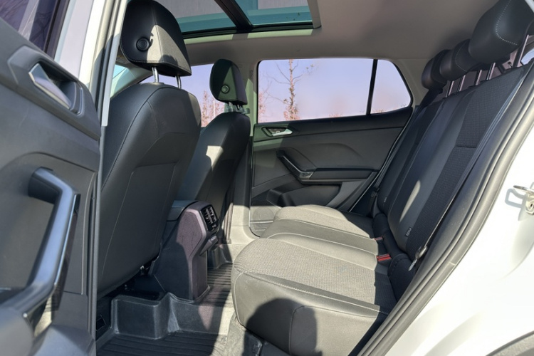 大众 探影 2020款 1.5L 自动 悦中控内饰7006