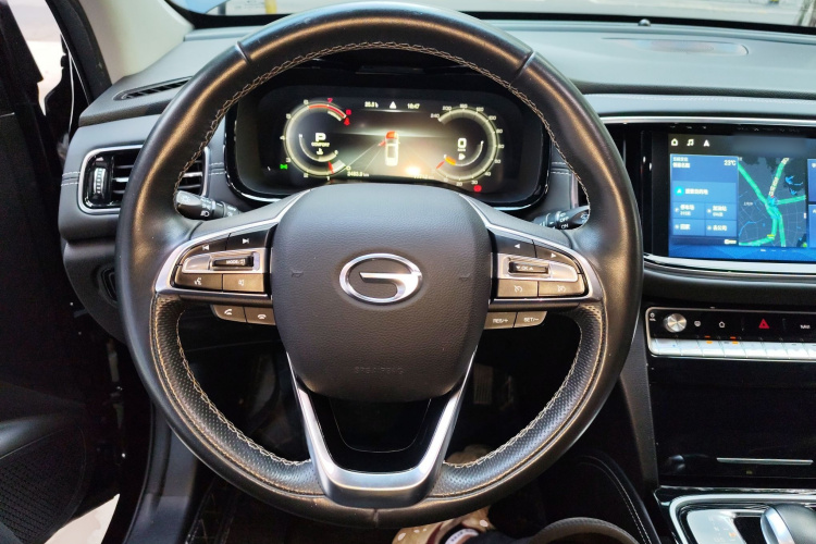 广汽传祺 传祺GS8 2021款 390T 两驱暗夜骑士版局部细节13