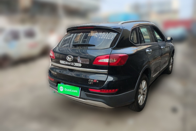 北汽幻速S6 2017款 1.5T CVT畅享型车身外观7