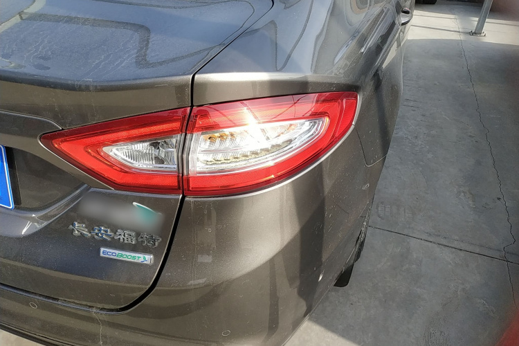 福特 蒙迪欧 2013款 2.0L GTDi240旗舰型车身外观6006