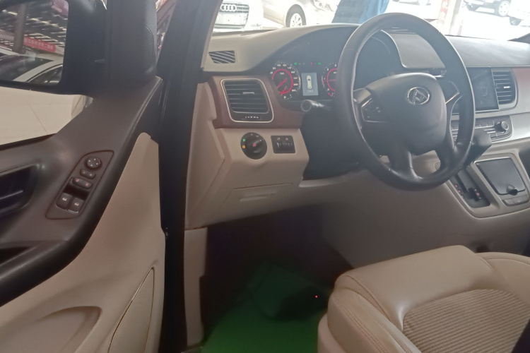 上汽大通MAXUS 大通G10 2016款 1.9T 自动精英版 柴油 国V中控内饰7003