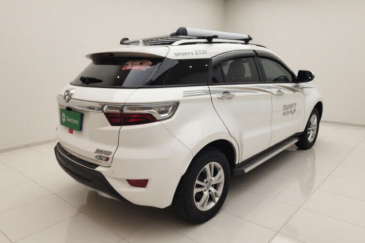 江铃 驭胜S330 2016款 1.5L GTDi 自动两驱舒适版车身外观7