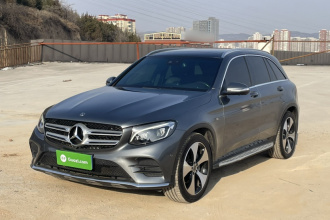 奔驰GLC 2018款 改款 GLC 300 4MATIC 动感型