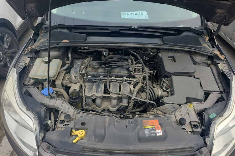 福特 福克斯 2012款 三厢 1.6L 自动风尚型局部细节24