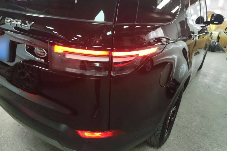 路虎 发现 2019款 3.0 SC V6 SE车身外观9