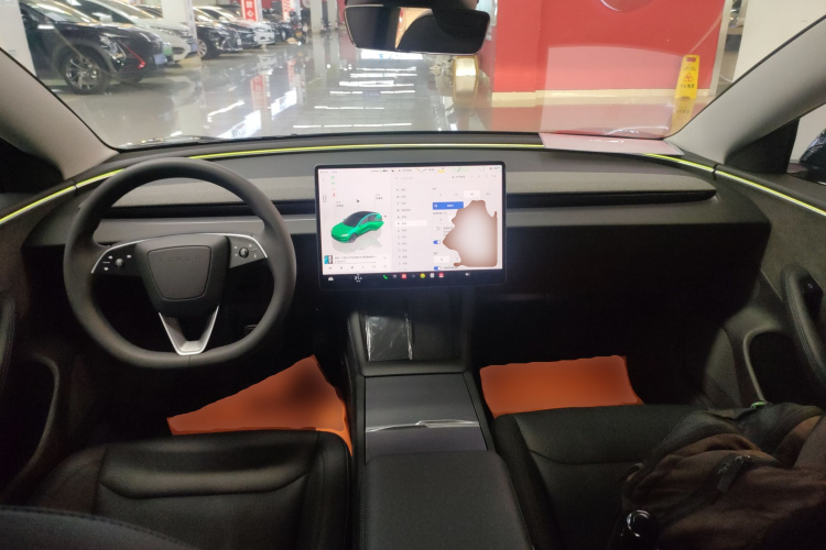 特斯拉 Model 3 2023款 长续航全轮驱动版中控内饰7002