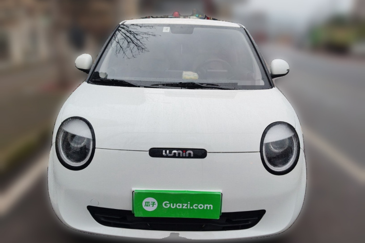 长安启源 长安Lumin 2023款 205km 香沁款车身外观2