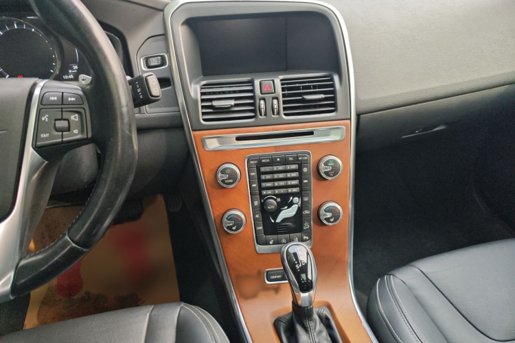 沃尔沃XC60 2015款 T6 AWD 智越版局部细节16