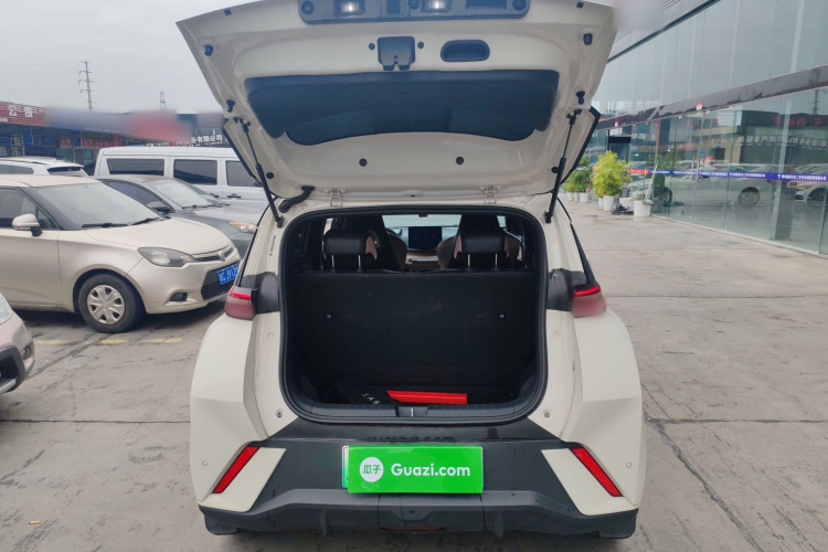 比亚迪 海鸥 2023款 活力版机舱底盘23