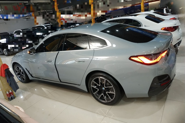宝马4系 2023款 425i Gran Coupe M运动套装车身外观4