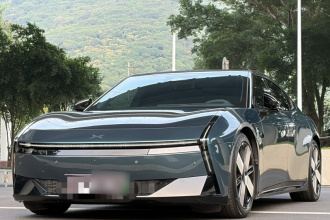 小鹏P7 2025款 702 长续航 Ultra