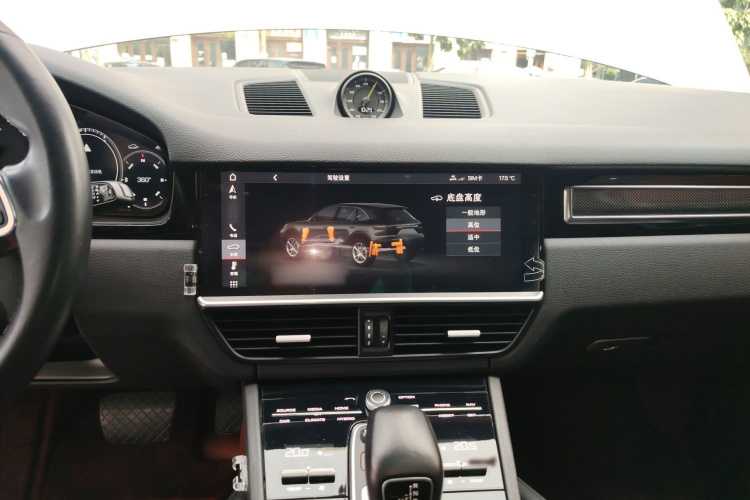 保时捷 Cayenne新能源 2019款 Cayenne E-Hybrid 2.0T局部细节16