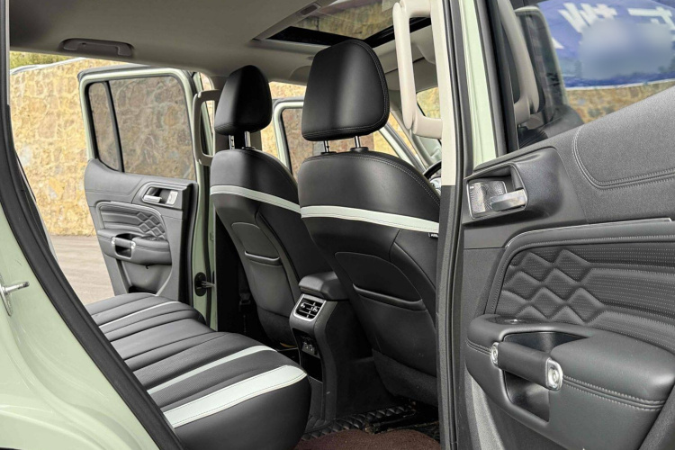 坦克300 2021款 城市版 2.0T 很有型中控内饰7006