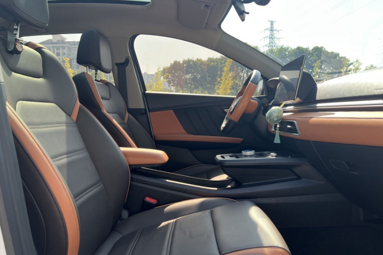 比亚迪e2 2020款 升级版 高续航版 尊贵型局部细节41