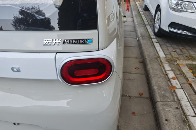 五菱汽车 宏光MINIEV 2024款 第三代 215km 青春版车身外观6006