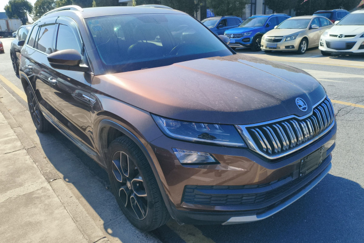 斯柯达 柯迪亚克 2018款 改款 TSI330 7座两驱豪华优享版车身外观6002