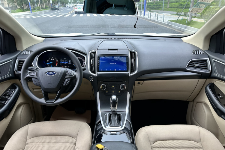 福特 锐界 2018款 EcoBoost 245 两驱精锐型 5座 国V中控内饰7002