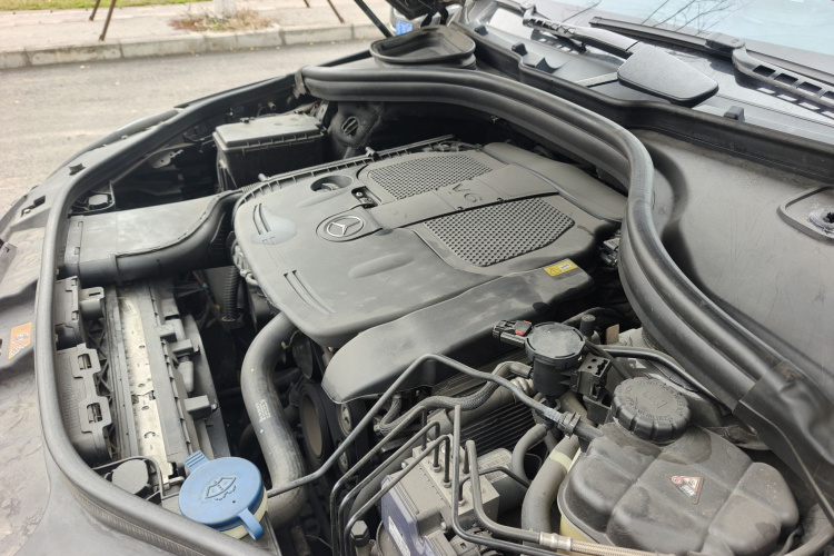 奔驰M级 2012款 ML 350 豪华型局部细节24