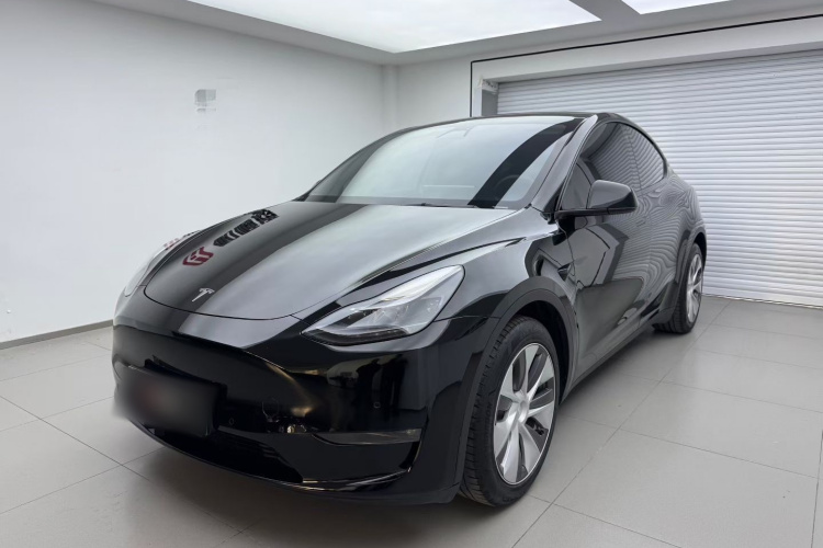 特斯拉 Model Y 2021款 标准续航后驱版车身外观1