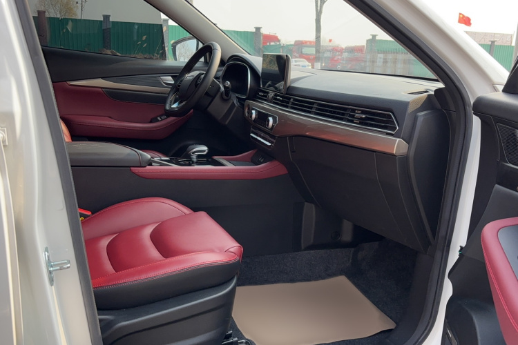 捷途X70 2023款 1.5T DCT超越PRO+版 5座中控内饰7005