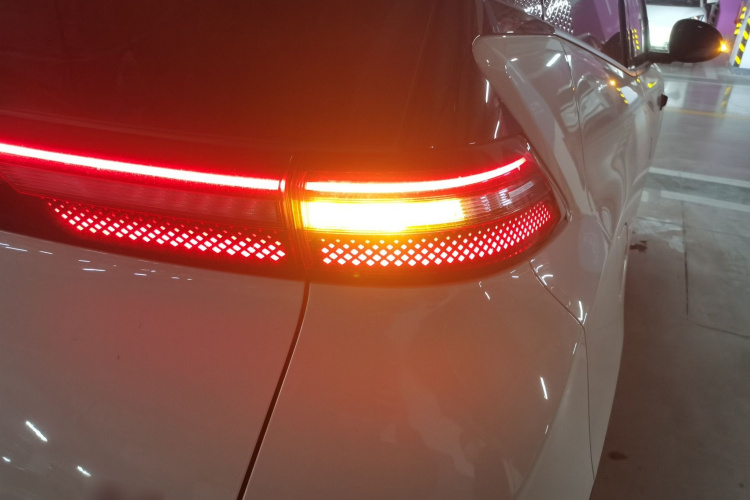 比亚迪 海鸥 2025款 智驾版 305km 自由版车身外观9