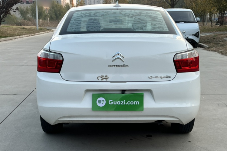 雪铁龙 爱丽舍 2016款 1.6L 手动时尚型车身外观6001