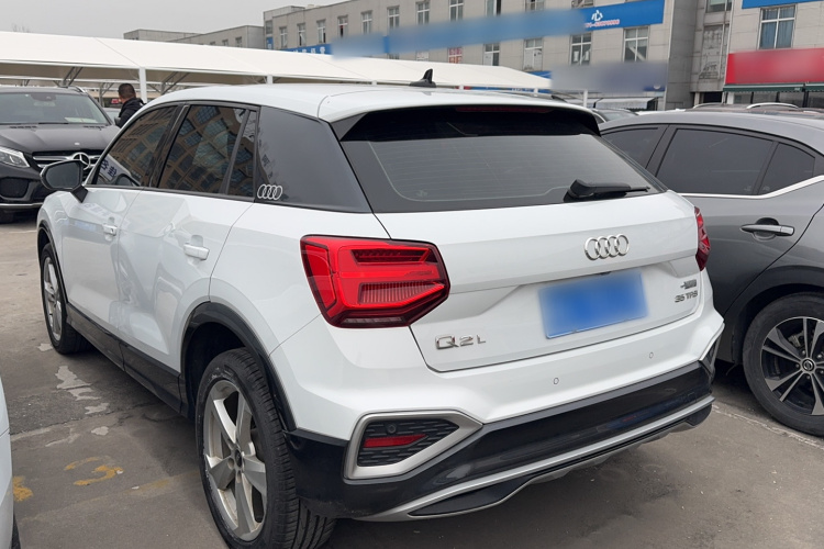 奥迪Q2L 2022款 35 TFSI 进取致雅型车身外观6005