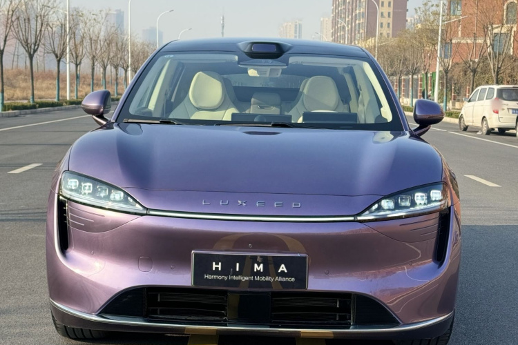 鸿蒙智行 智界R7 2025款 增程 251km Max车身外观6001