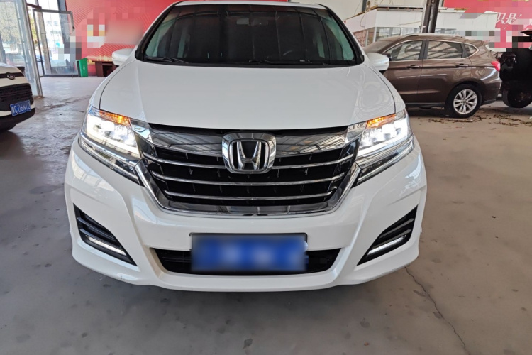 本田 艾力绅 2016款 2.4L 豪华版车身外观2