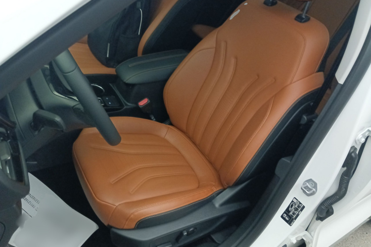 福特 锐际 2020款 EcoBoost 245 两驱耀享款局部细节19